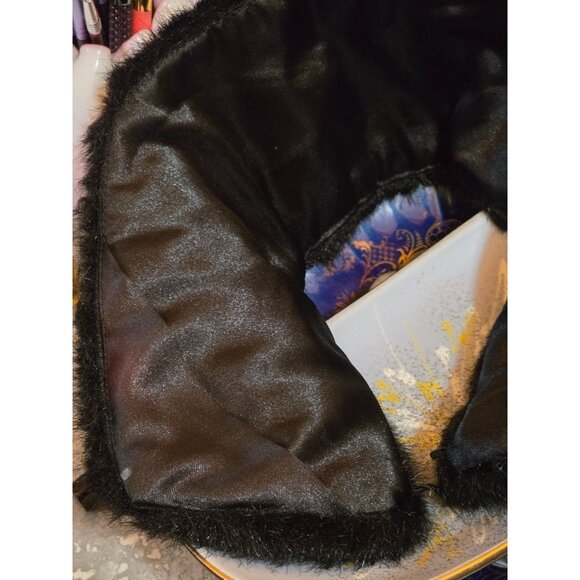 Faux Fur Black Wrap Collar Scarf - Picture 8 of 13